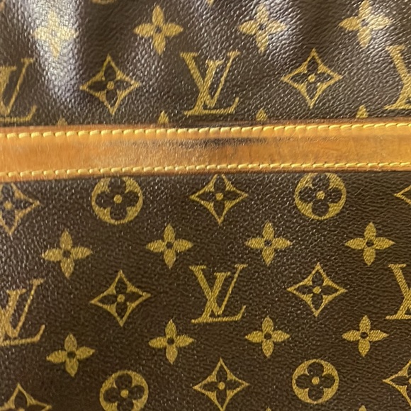 LV Monogram Reporter - Picture 2 of 7